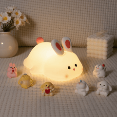 Über 5+ Stück Miniatur-Capybara-Figuren, süßes Set, matschiges Silikon-Nachtlicht, DIY-Schreibtisch-Kollektion, Harz