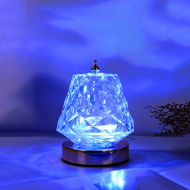 Projecteur de vagues océaniques ondulées de style polygone 