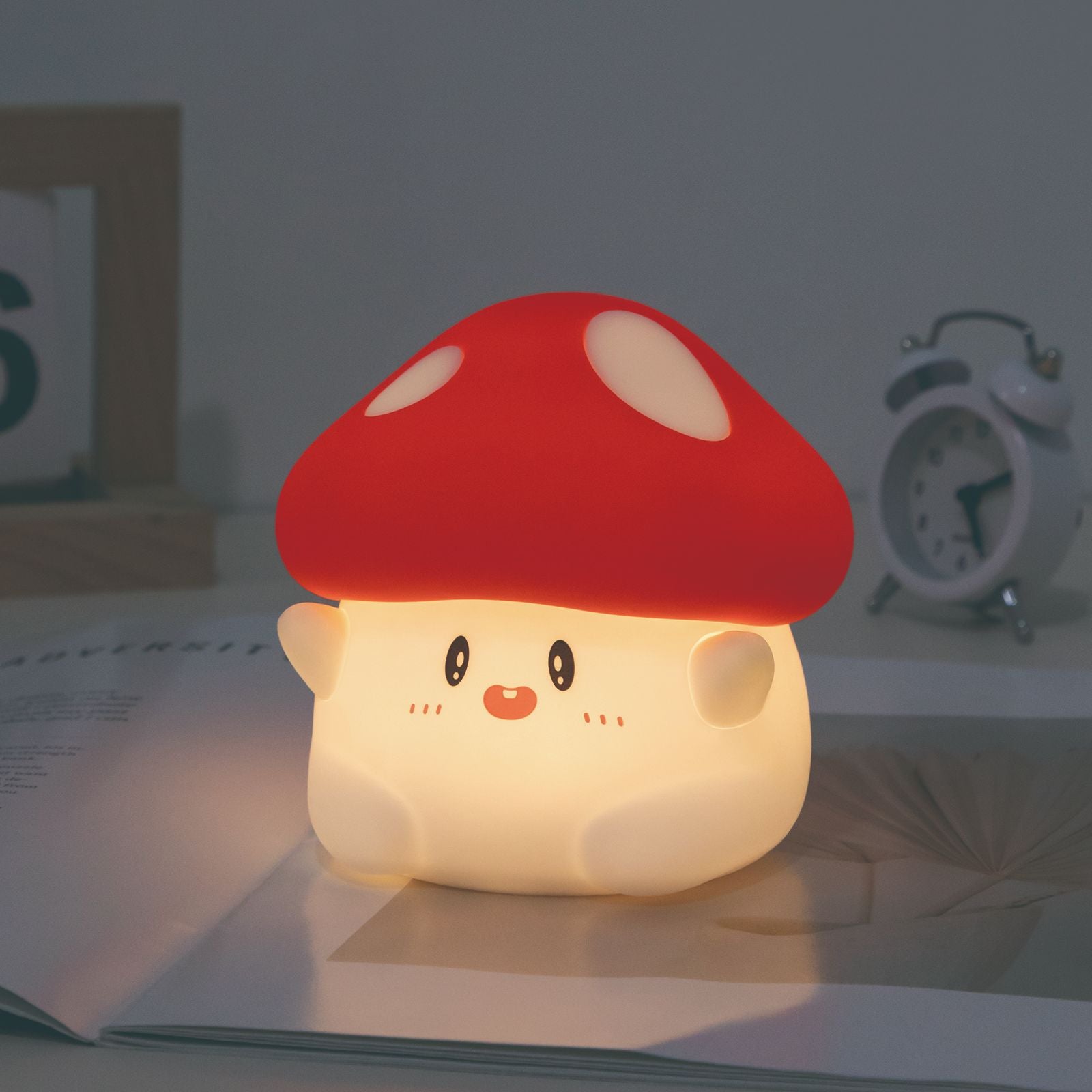 MeWaii® Squishy Silicone Adorable Mushroom LED Night Light - Perfect Gift for Kids and Girls
